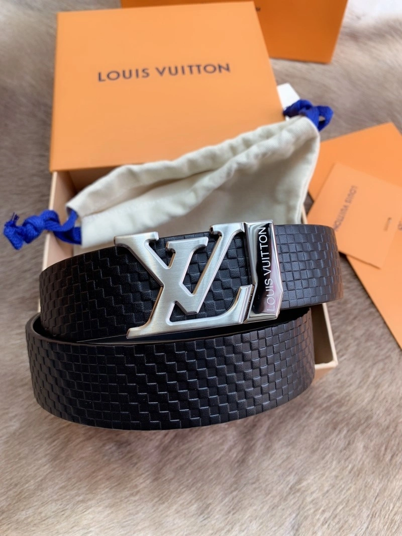 Louis Vuitton Belts UrbanChic 299103