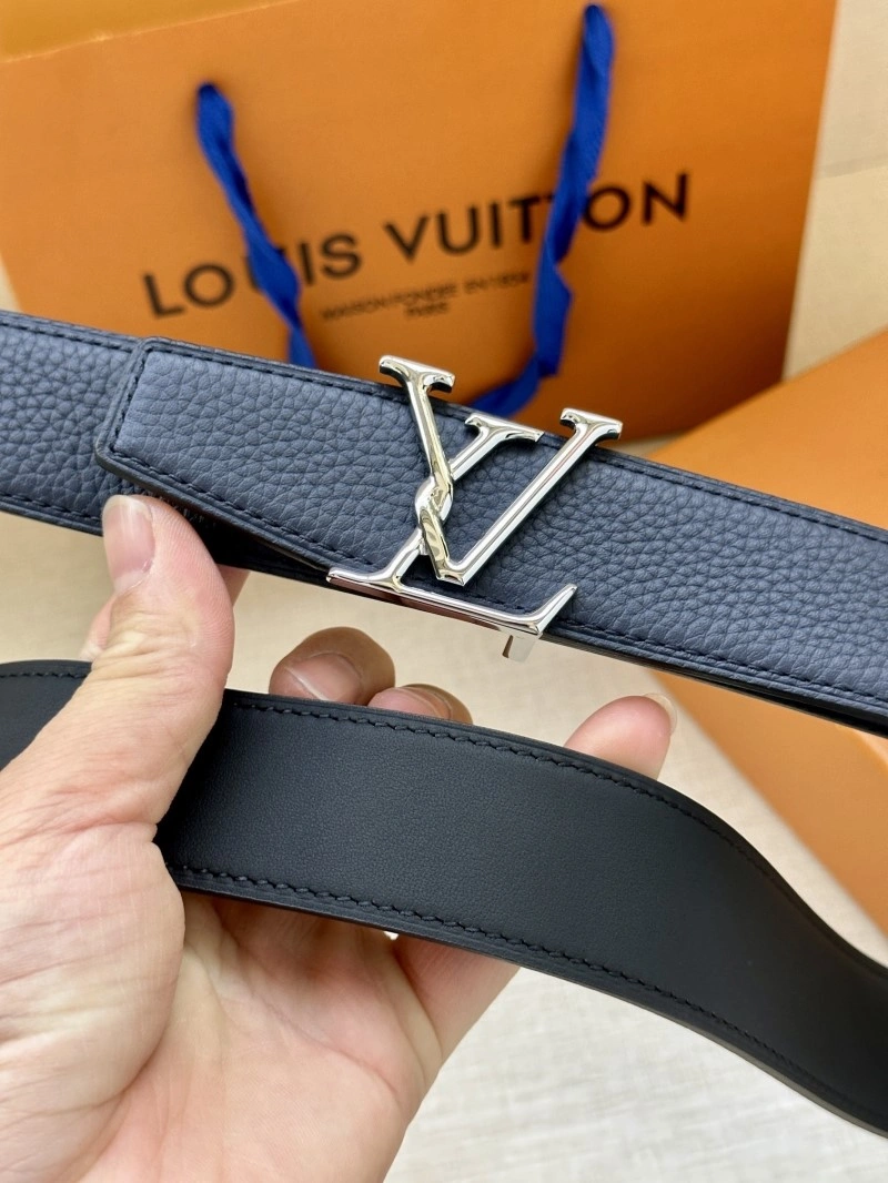 Louis Vuitton Belts Bright 299070