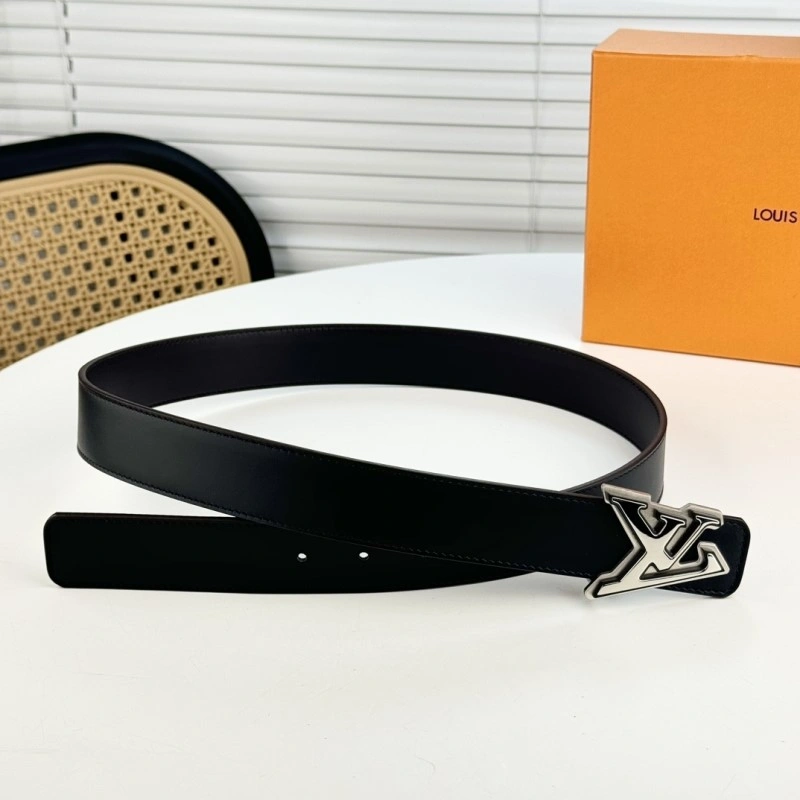Compact Louis Vuitton Belts 299043