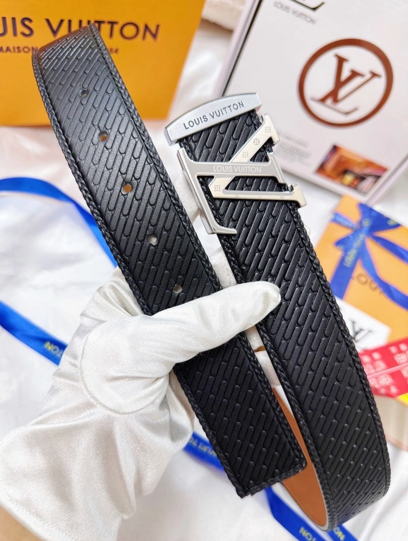 Sustainable Louis Vuitton Belts 299037