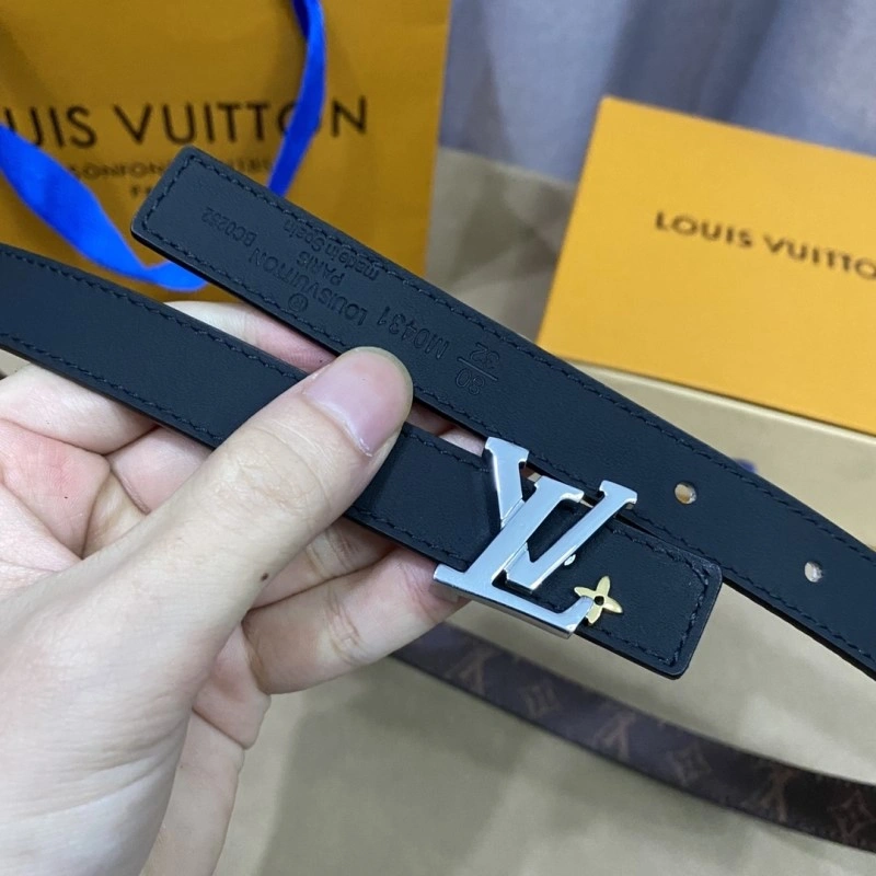 Chic Louis Vuitton Belts 299057