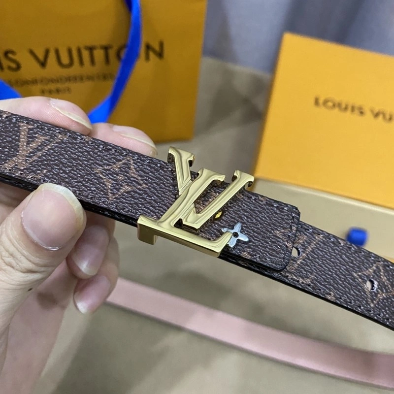 Supportive Louis Vuitton Belts 299045