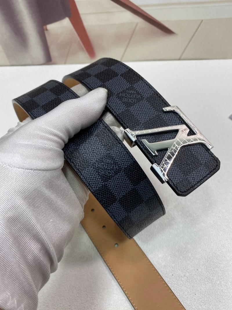 Sustainable Louis Vuitton Belts 299042