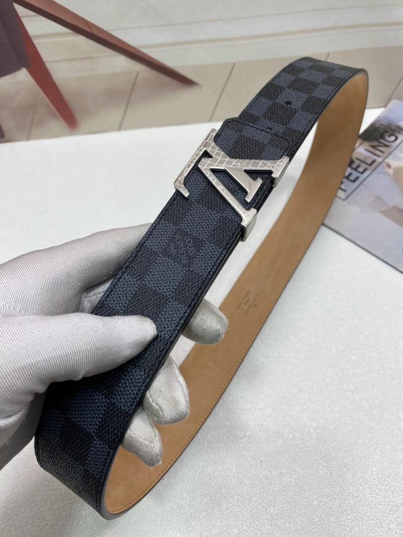 Sustainable Louis Vuitton Belts 299042