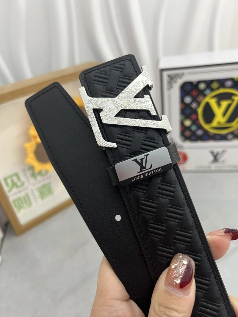 Louis Vuitton Belts UrbanStyle 299039