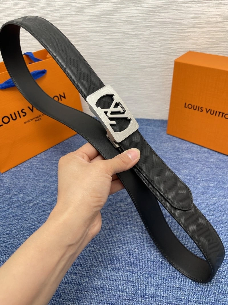 Louis Vuitton Belts Supportive 299051