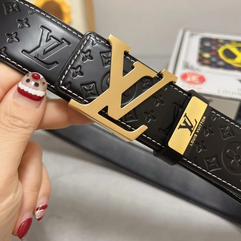 Louis Vuitton Belts Versatile 299063