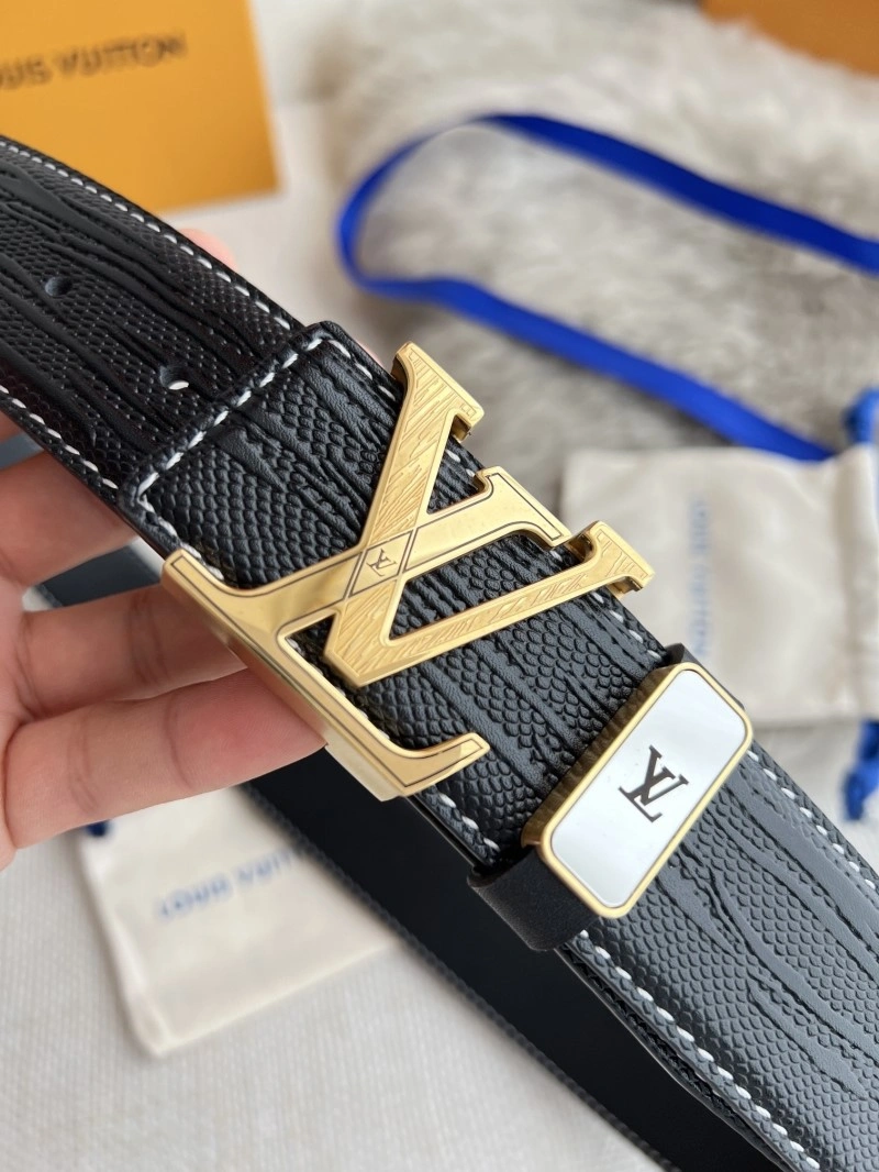 WellDesigned Louis Vuitton Belts 299067