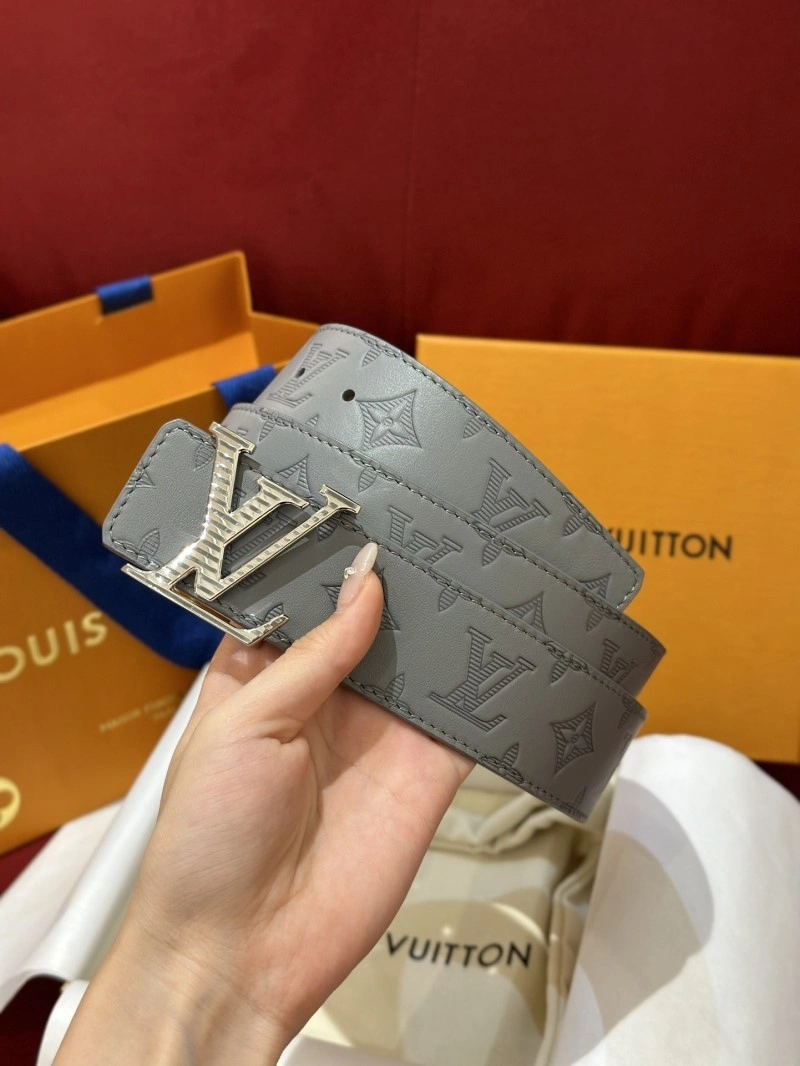 Louis Vuitton Belts Versatile 299035