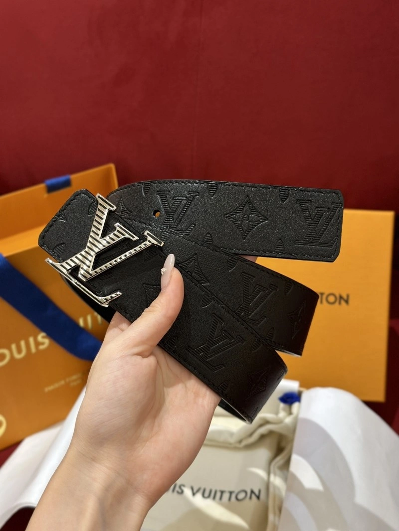 WaterResistant Louis Vuitton Belts 299034