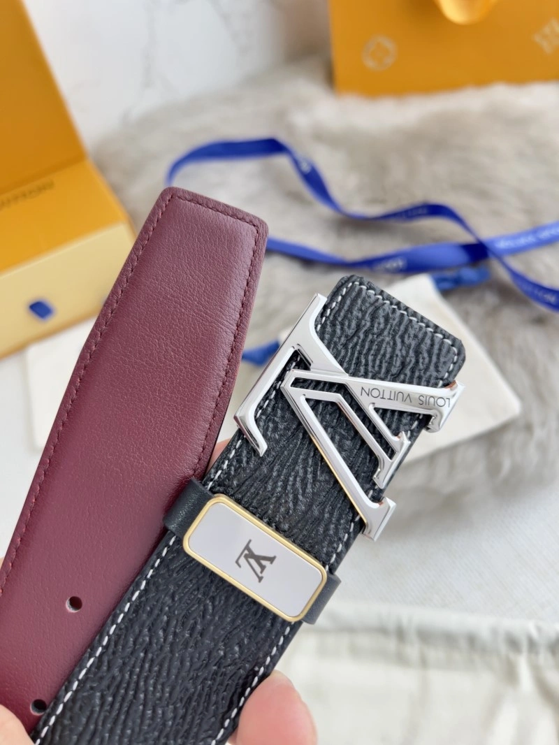 Sophisticated Louis Vuitton Belts 299030