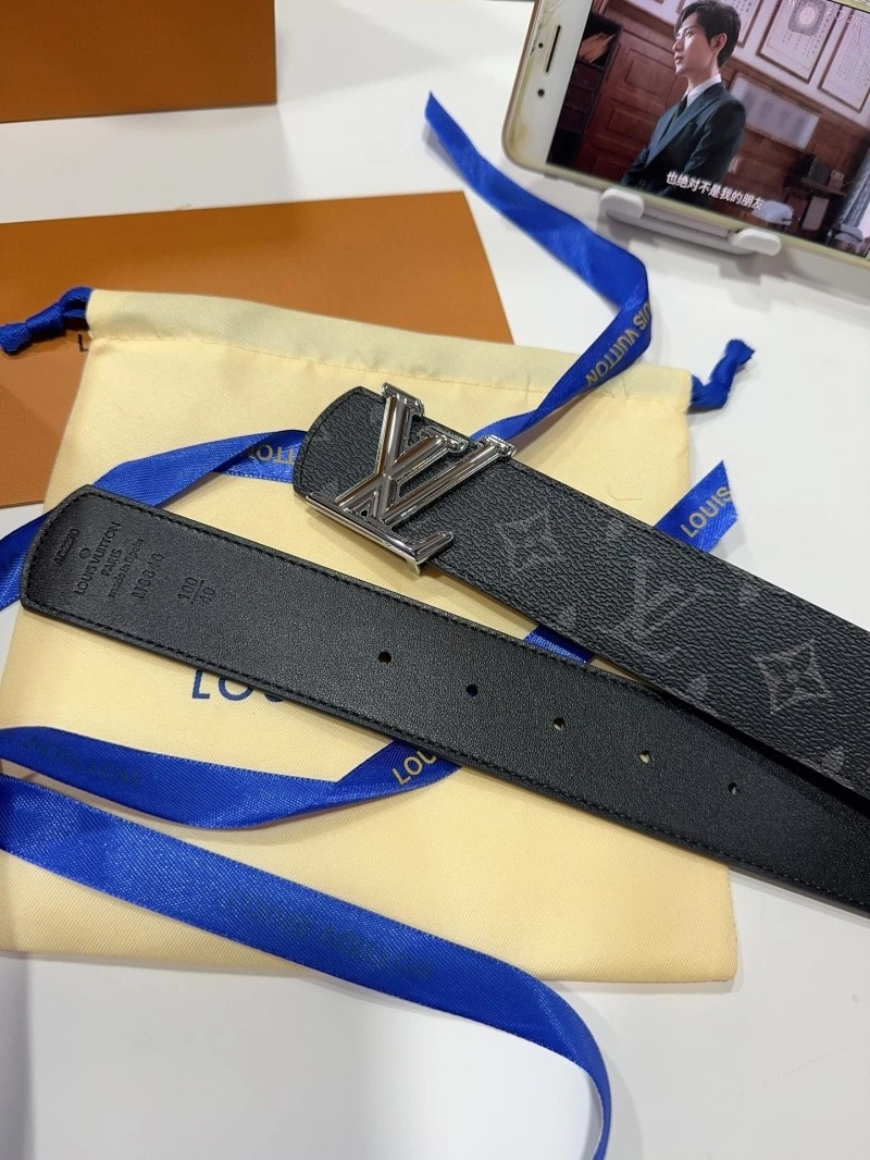 Popular Louis Vuitton Belts 299026