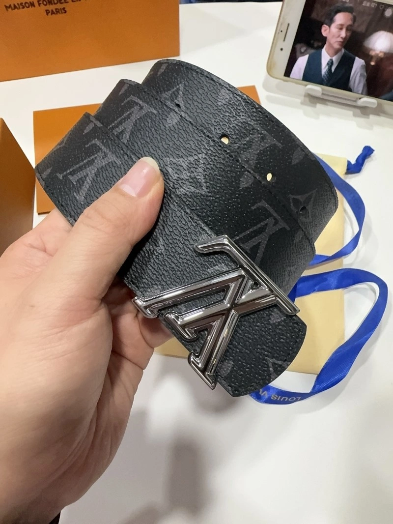 Popular Louis Vuitton Belts 299026