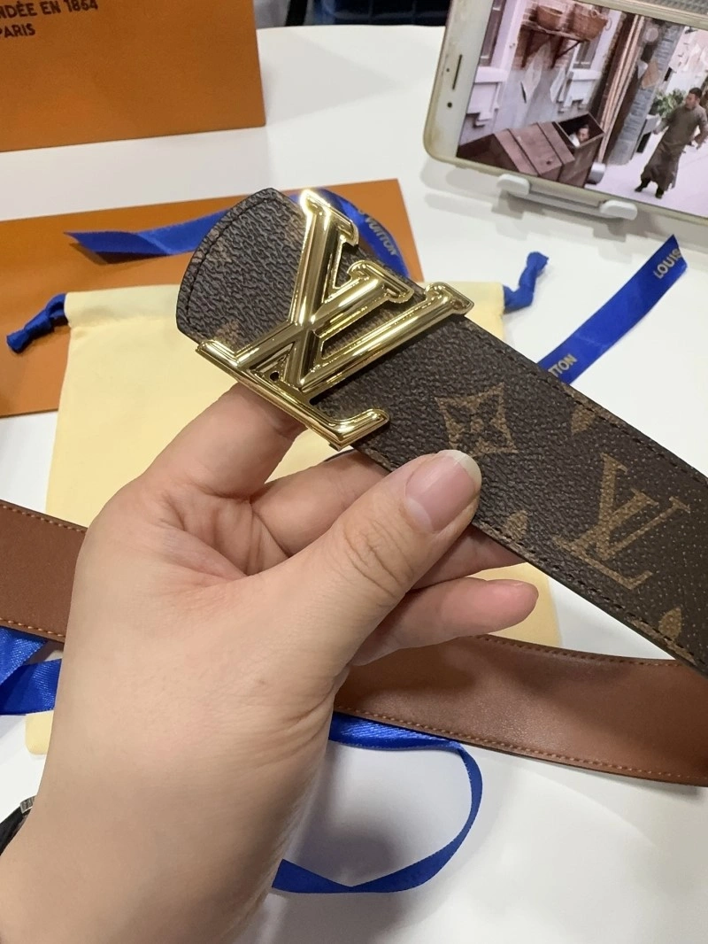 Louis Vuitton Belts Breathable 299027