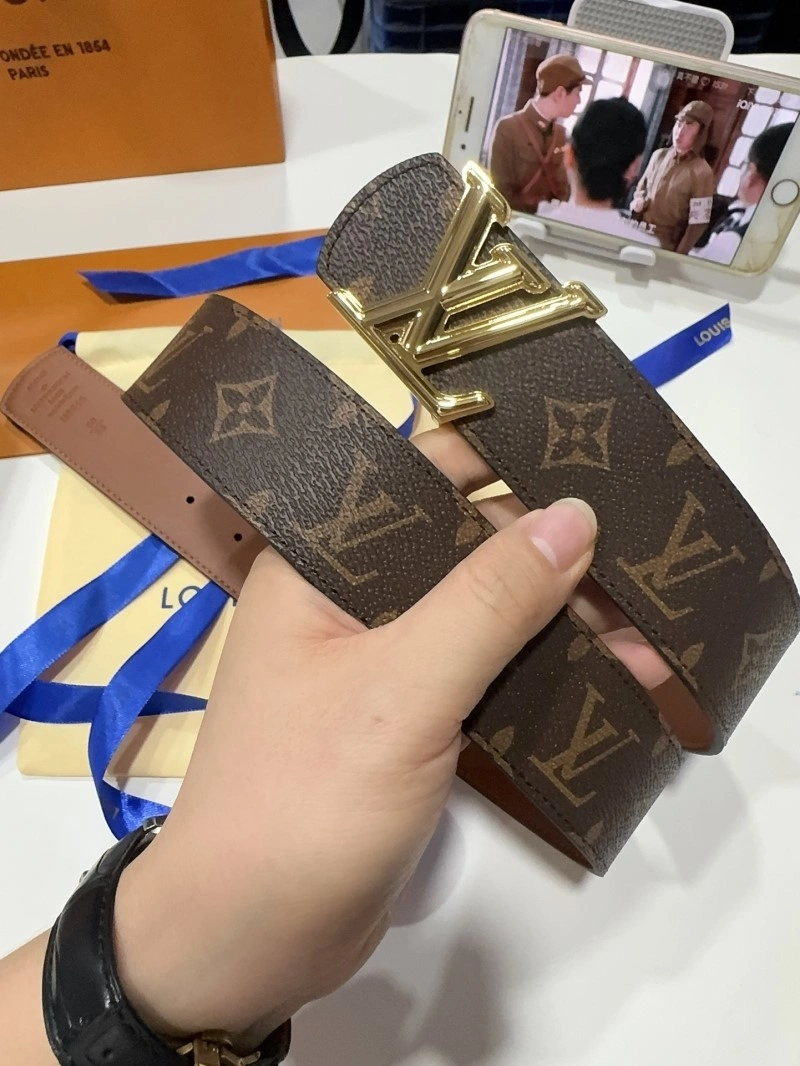 Louis Vuitton Belts Breathable 299027
