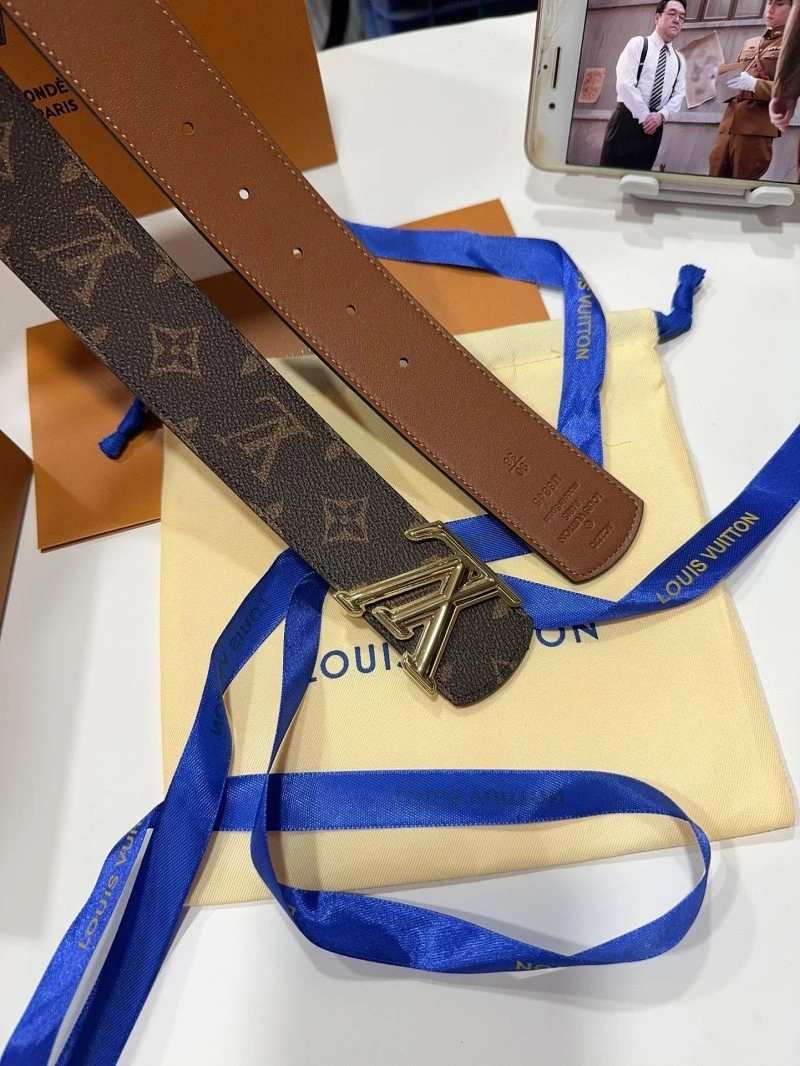 Louis Vuitton Belts Breathable 299027