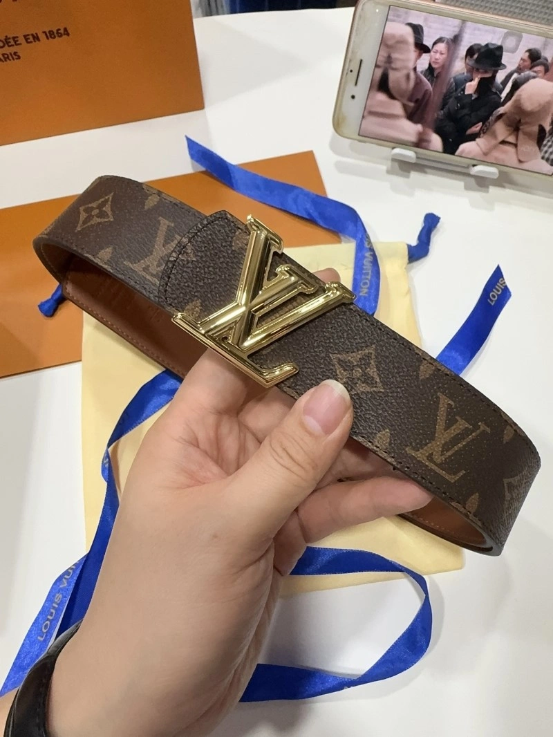 Louis Vuitton Belts Breathable 299027