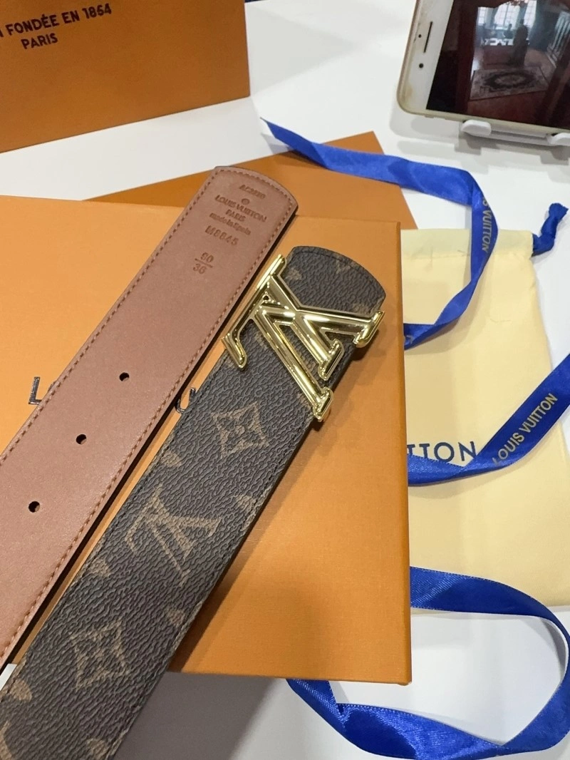 Louis Vuitton Belts Breathable 299027