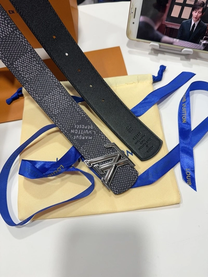 Louis Vuitton Belts Chic 299024