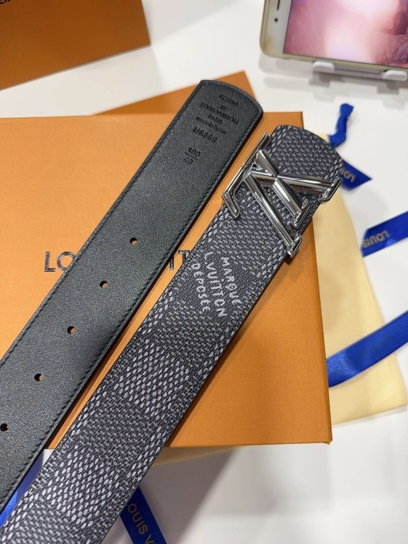 Louis Vuitton Belts Chic 299024