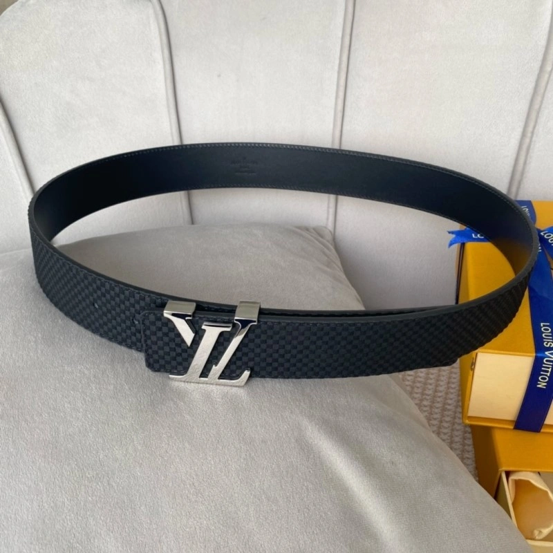 Neat Louis Vuitton Belts 298995