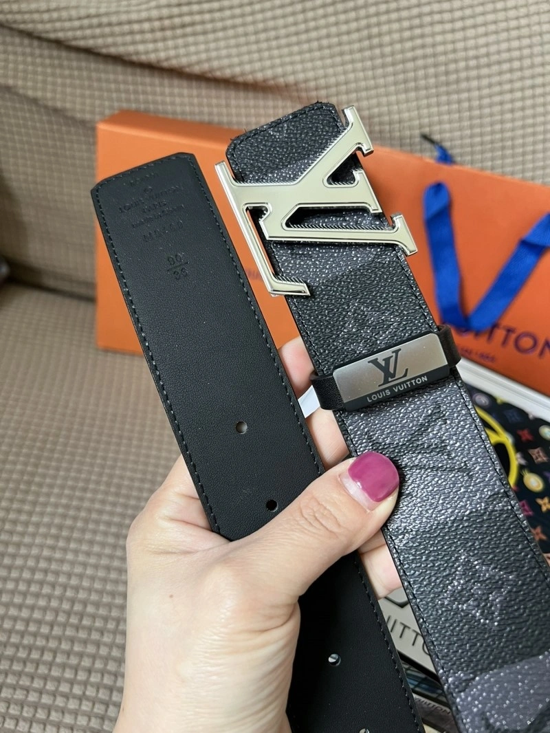 TravelReady Louis Vuitton Belts 301805