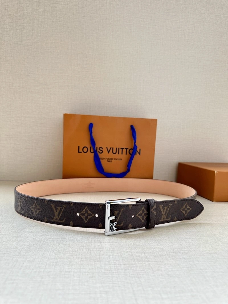Louis Vuitton Belts Attractive 301781
