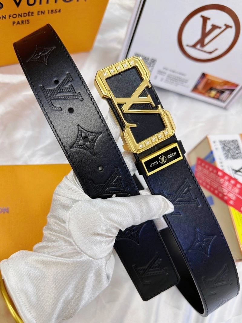 Classic Louis Vuitton Belts 301778