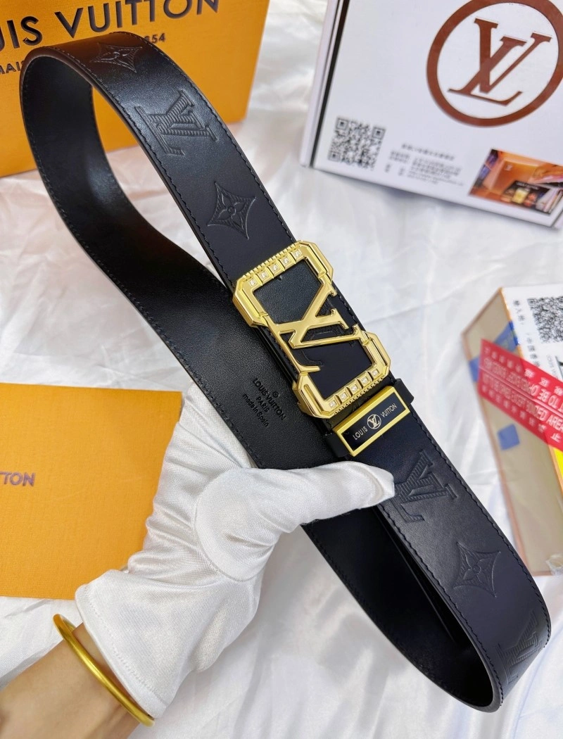 Classic Louis Vuitton Belts 301778