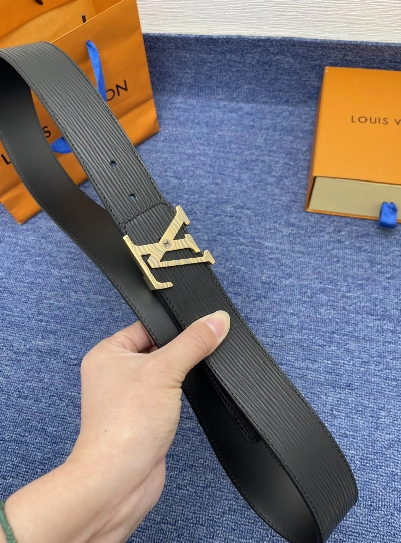 Resilient Louis Vuitton Belts 301752
