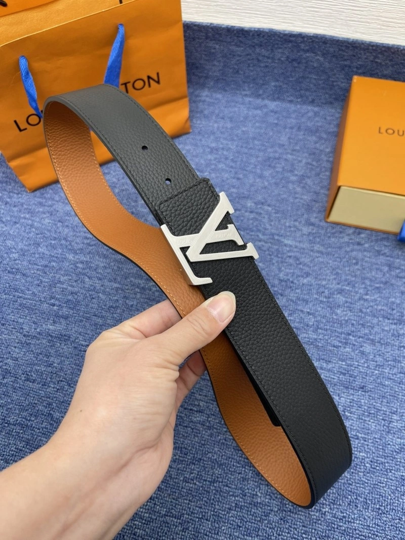 WellDesigned Louis Vuitton Belts 301744