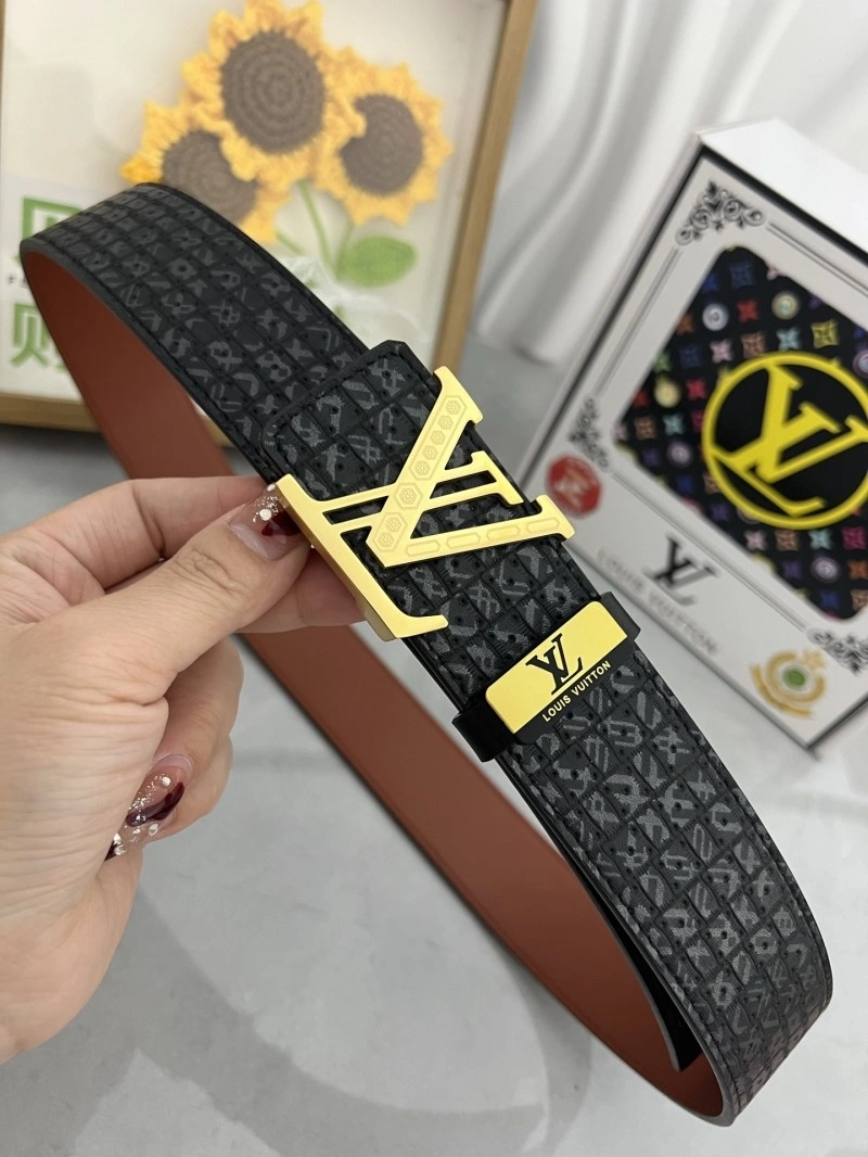Louis Vuitton Belts Fashionable 301747