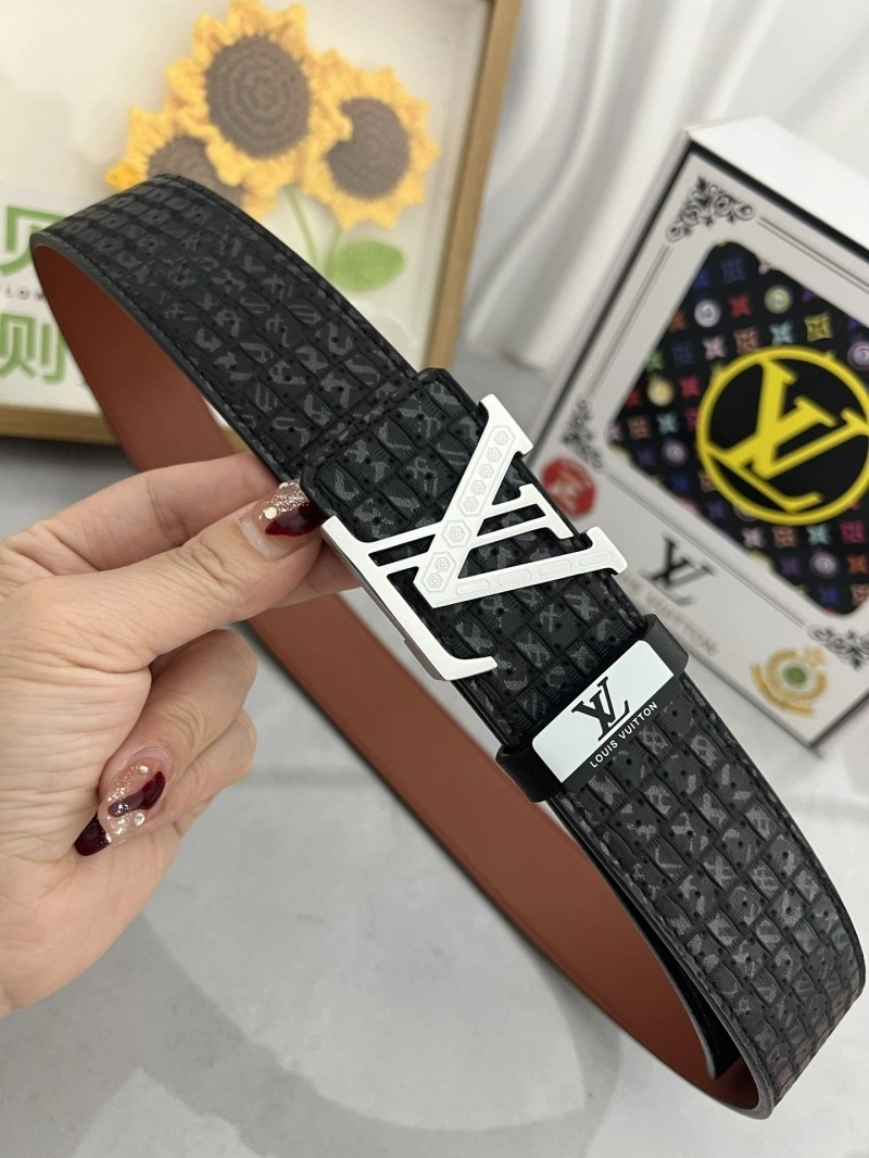 Classic Louis Vuitton Belts 301775
