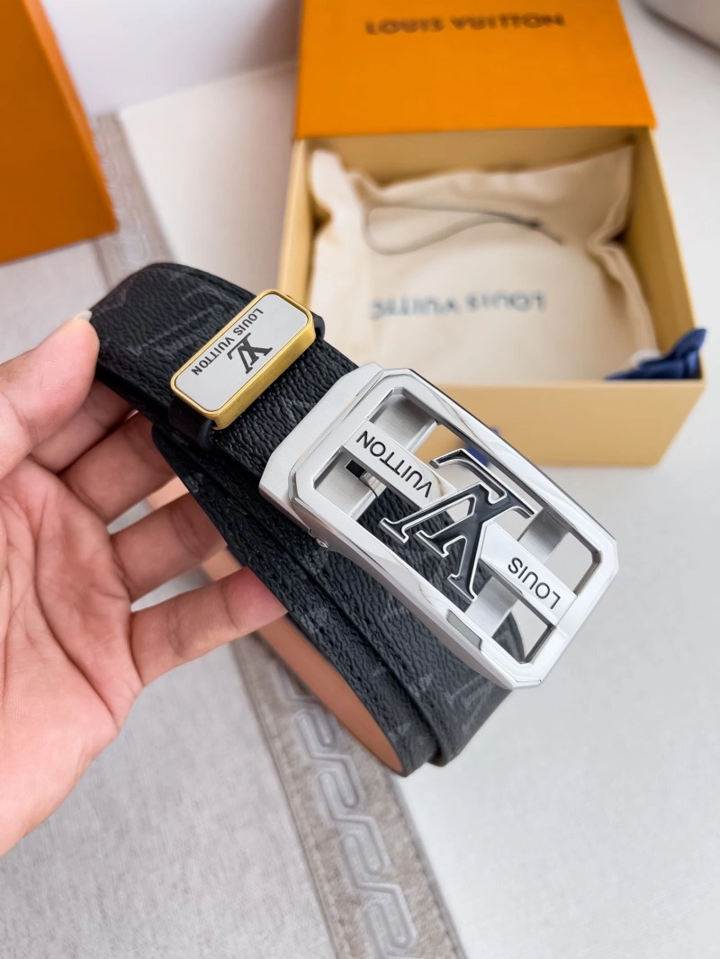 Louis Vuitton Belts Bright 301739