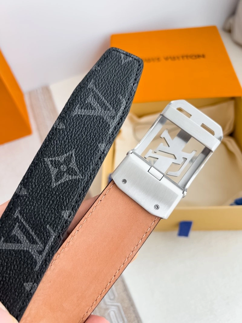 Louis Vuitton Belts Bright 301739