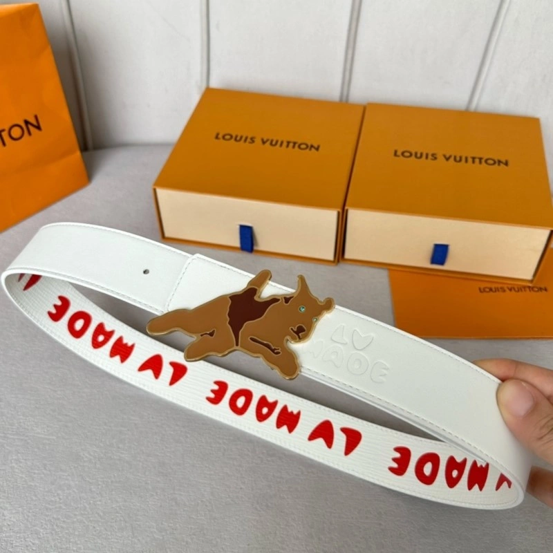 Snug Louis Vuitton Belts 301714