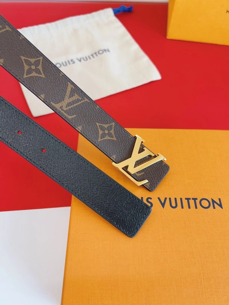 Casual Louis Vuitton Belts 301709