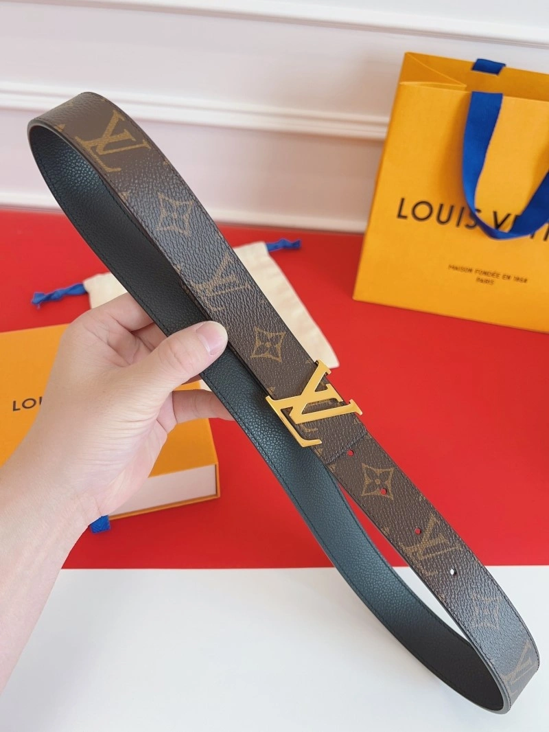 Louis Vuitton Belts ZipUp 301728