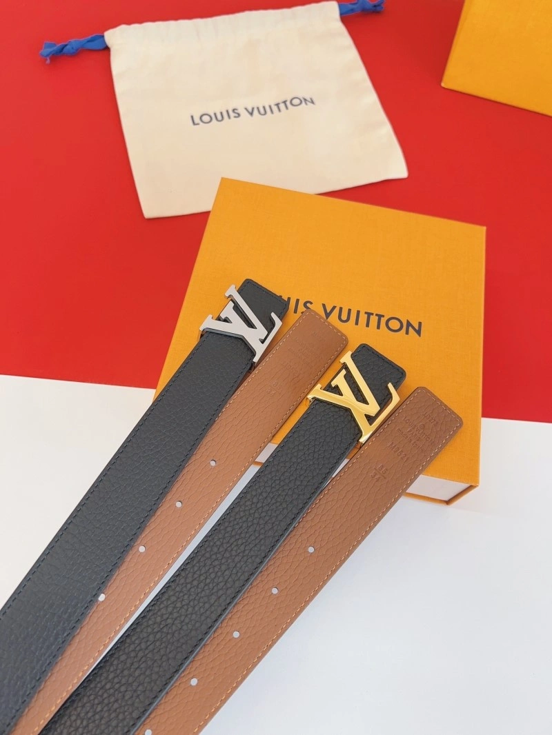 Effortless Louis Vuitton Belts 301717