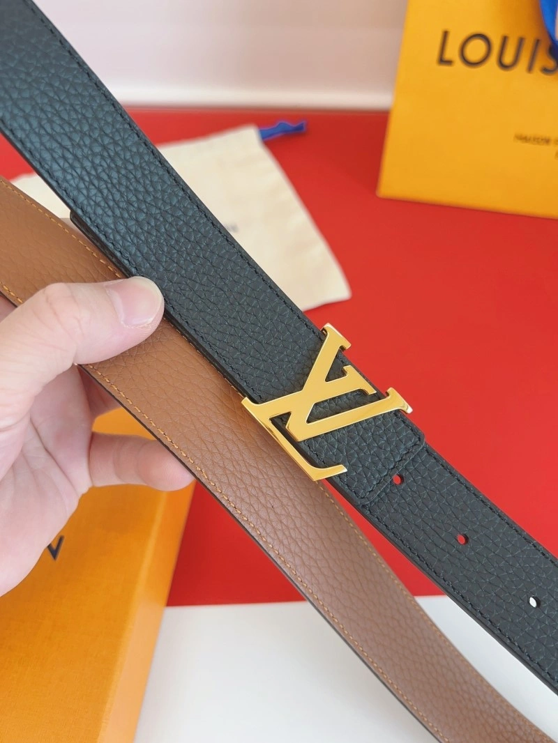 Effortless Louis Vuitton Belts 301717