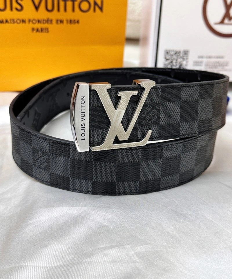 Timeless Louis Vuitton Belts 301675