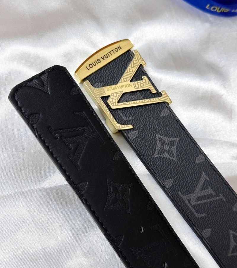 Timeless Louis Vuitton Belts 301675