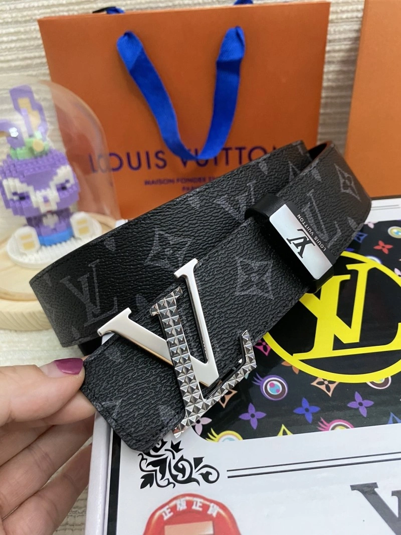 Louis Vuitton Belts Trendsetting 301678
