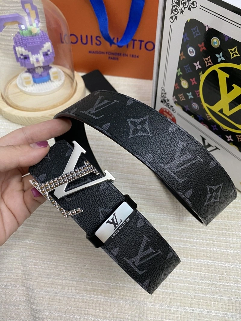 Louis Vuitton Belts Trendsetting 301678