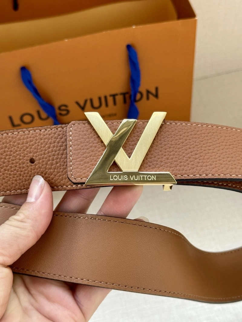 Louis Vuitton Belts Trendy 301689