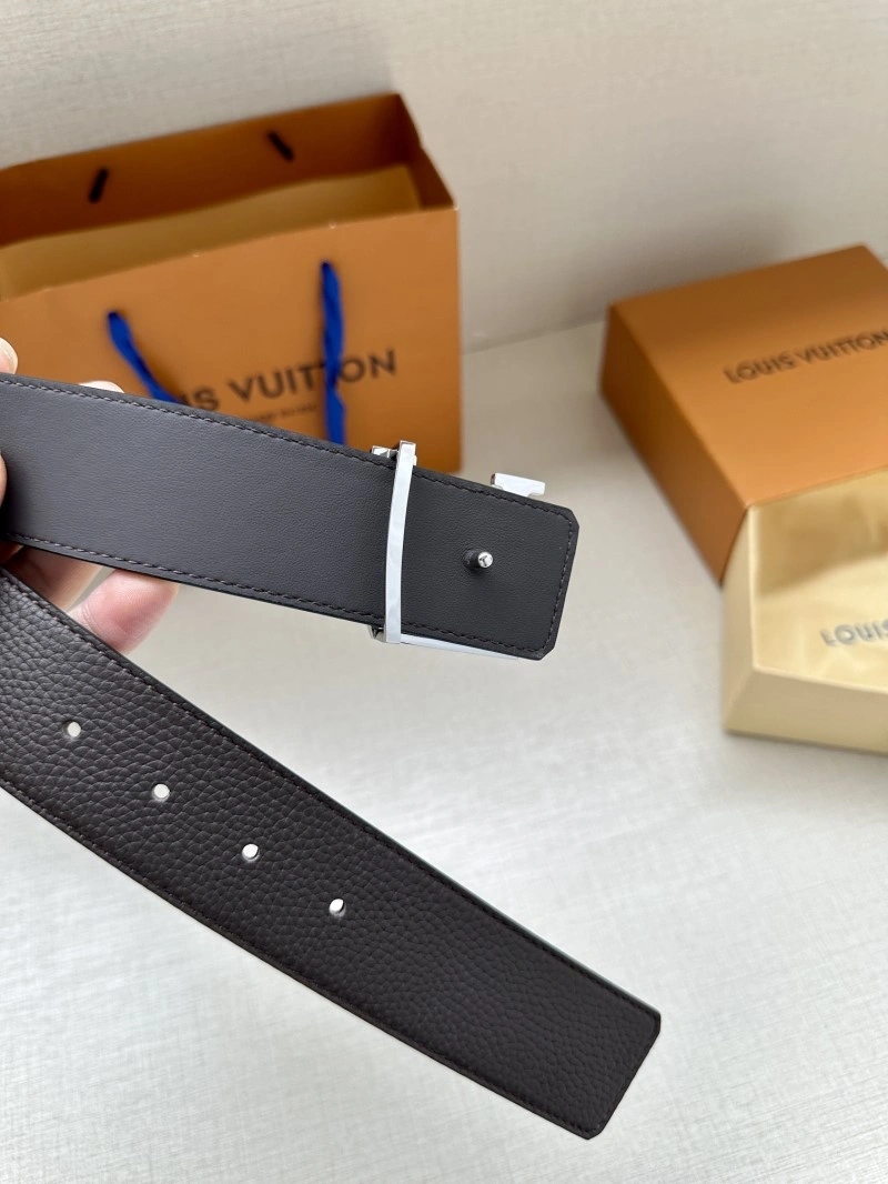 Refined Louis Vuitton Belts 301682