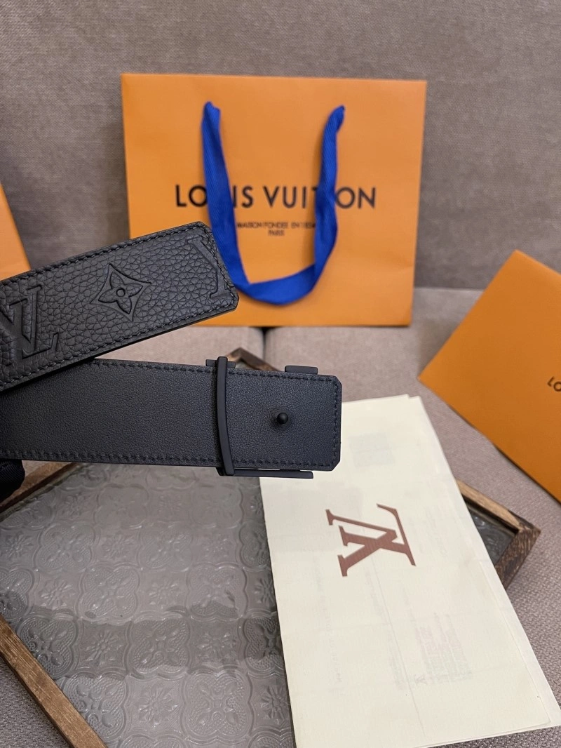 Modern Louis Vuitton Belts 301625