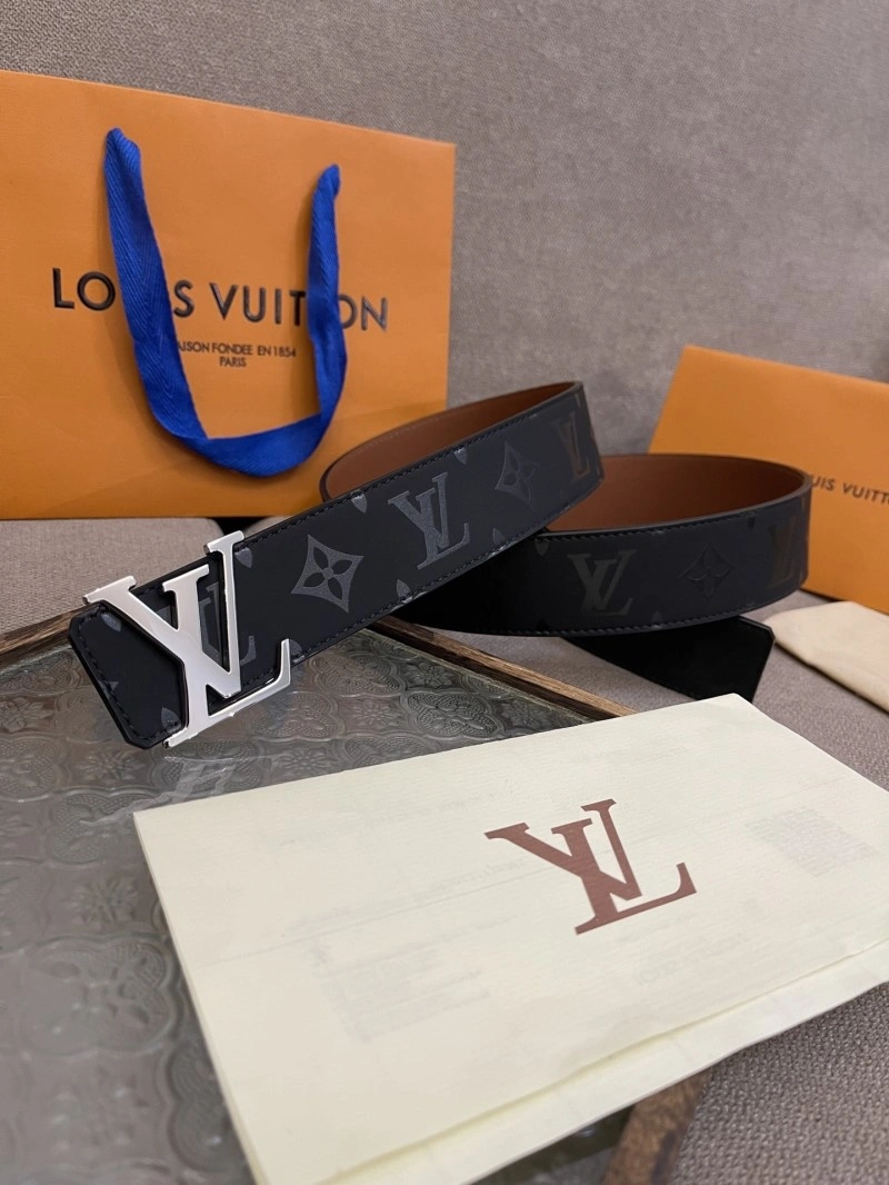 Louis Vuitton Belts Practical 301643