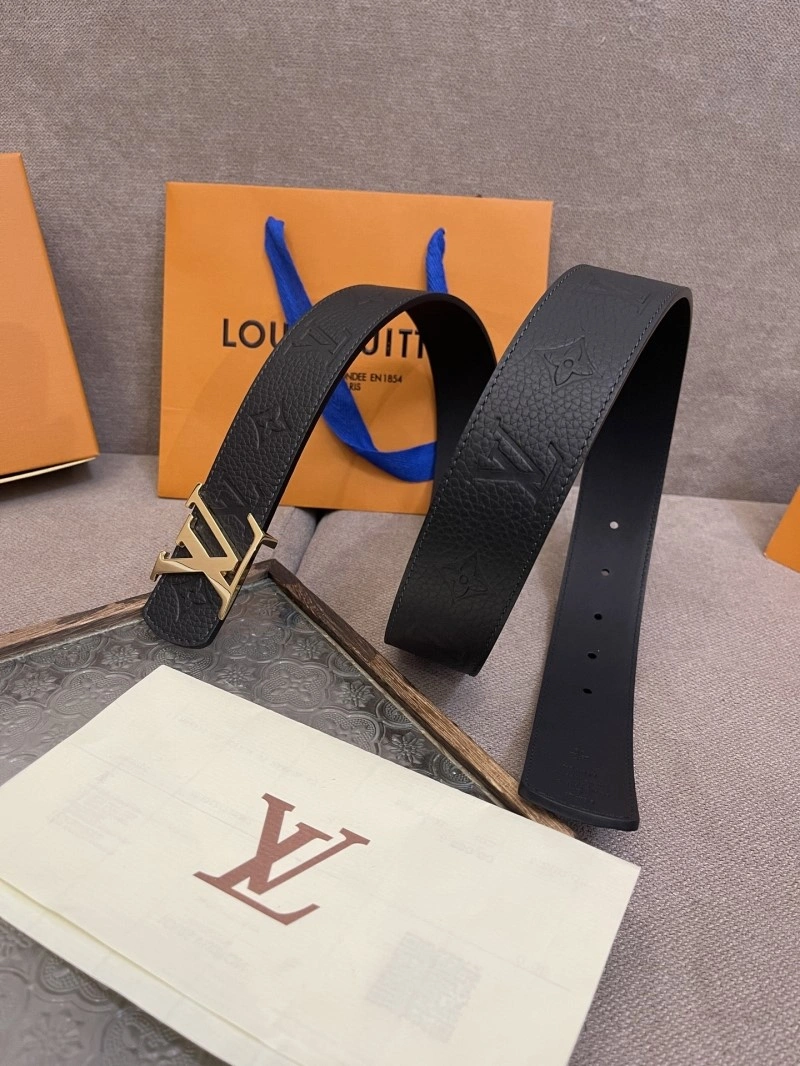 UrbanChic Louis Vuitton Belts 301630
