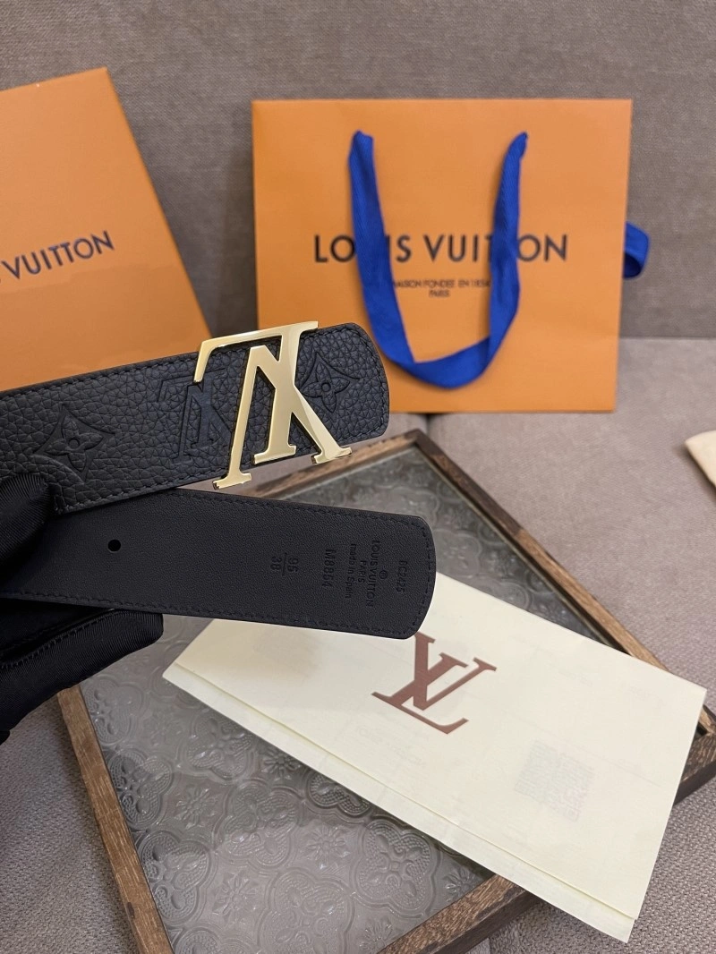 UrbanChic Louis Vuitton Belts 301630